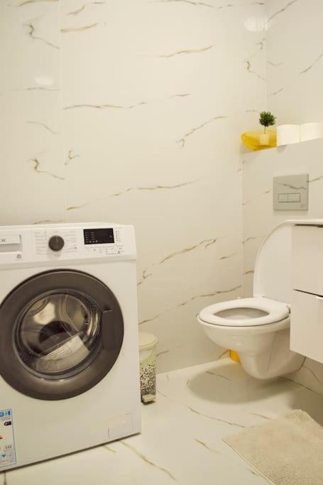 3 Dream Apartmant 3+Parcare Gratuita Apartment ออราแด ภายนอก รูปภาพ