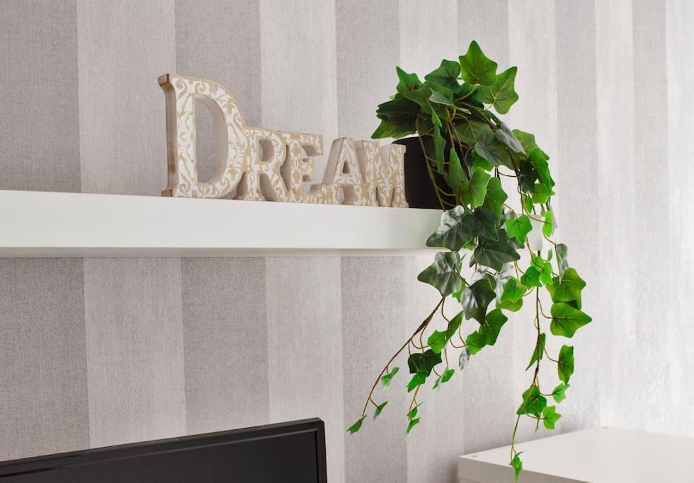 3 Dream Apartmant 3+Parcare Gratuita Apartment ออราแด ภายนอก รูปภาพ