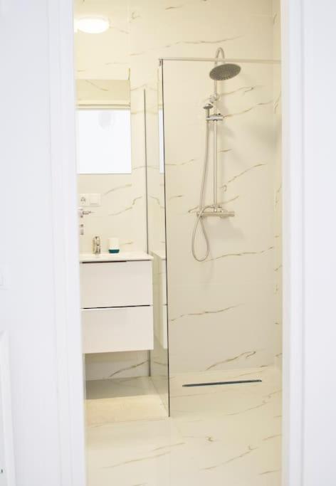 3 Dream Apartmant 3+Parcare Gratuita Apartment ออราแด ภายนอก รูปภาพ